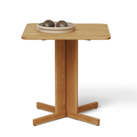 Tisch 'Quatrefoil Table 68×68', verschiedene Farben