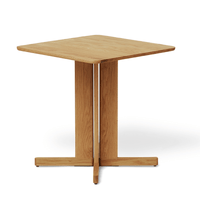Tisch 'Quatrefoil Table 68×68', verschiedene Farben