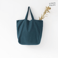 Leinen-Tasche 'Deep Water' von Linen Tales – handgefertigt in Litauen aus 100 % natürlichem, OEKO-TEX®-zertifiziertem Leinen. Maße: 42 × 38 cm. Ideal für Einkäufe, Strandbesuche oder den Alltag