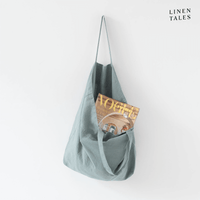 Leinen-Tasche 'Green Milieur' von Linen Tales – handgefertigt in Litauen aus 100 % natürlichem, OEKO-TEX®-zertifiziertem Leinen. Maße: 42 × 38 cm. Ideal für Einkäufe, Strandbesuche oder den Alltag