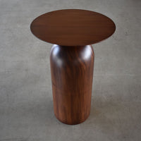 natural-soul-interior-cane-cult-Disc-beistelltisch-nussbaum-1