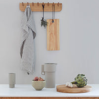 Matte Alcoa Stoneware‑Vase Klein von Form & Refine – perfektes Dekoelement für Sideboard oder Regal