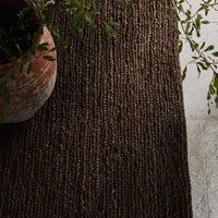 'Sumak Hemp' Teppich von Tell Me More in Natur, 200x300 cm – nachhaltiger Hanfteppich, handgewebt in Indien, ideal für moderne Wohnkonzepte.