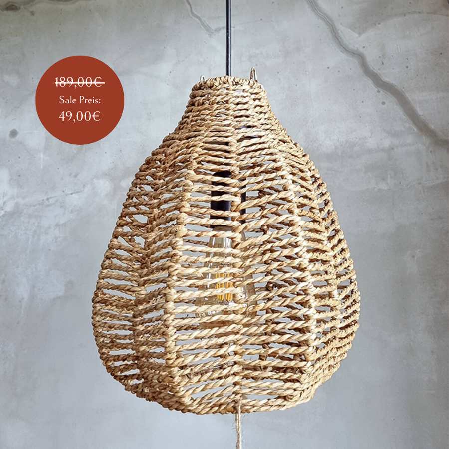 Schöner länglicher Rattan Lampemschirm aus Sri Lanka von Cane Cult. Handgefertigt 