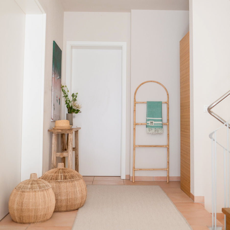 Cane Cult Eden Handtuchhalter – Rattan-Leiter mit mehreren Sprossen zum Aufhängen von Handtüchern oder Kleidung