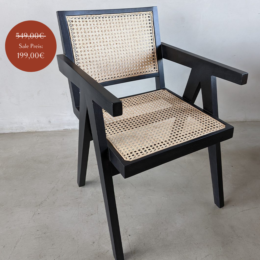 Armlehnenstuhl 'Pierre', schwarzes Teakholz mit Wiener Geflecht