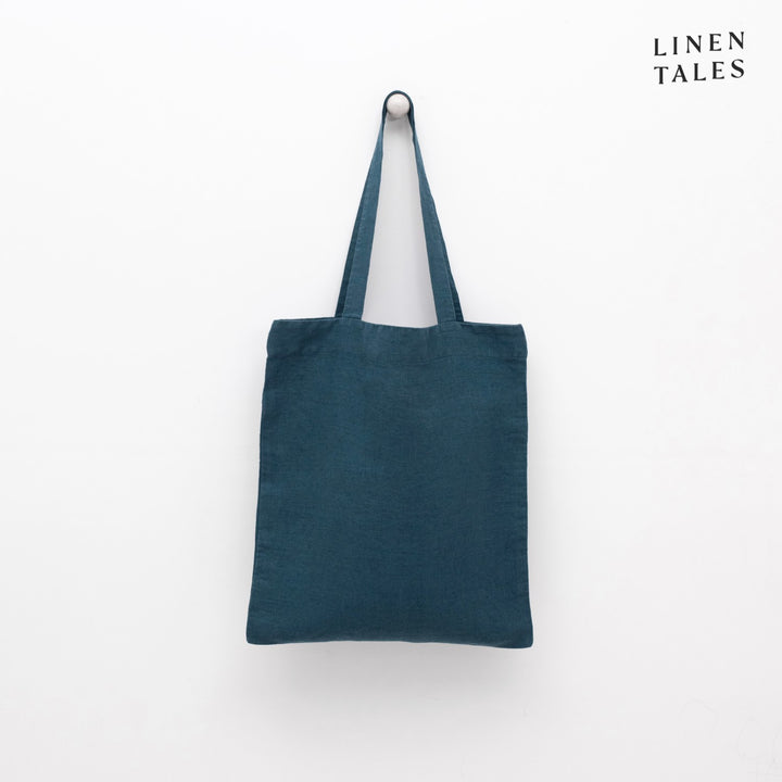 Leinen-Tasche 'Deep Water' von Linen Tales – handgefertigt in Litauen aus 100 % natürlichem, OEKO-TEX®-zertifiziertem Leinen. Maße: 42 × 38 cm. Ideal für Einkäufe, Strandbesuche oder den Alltag