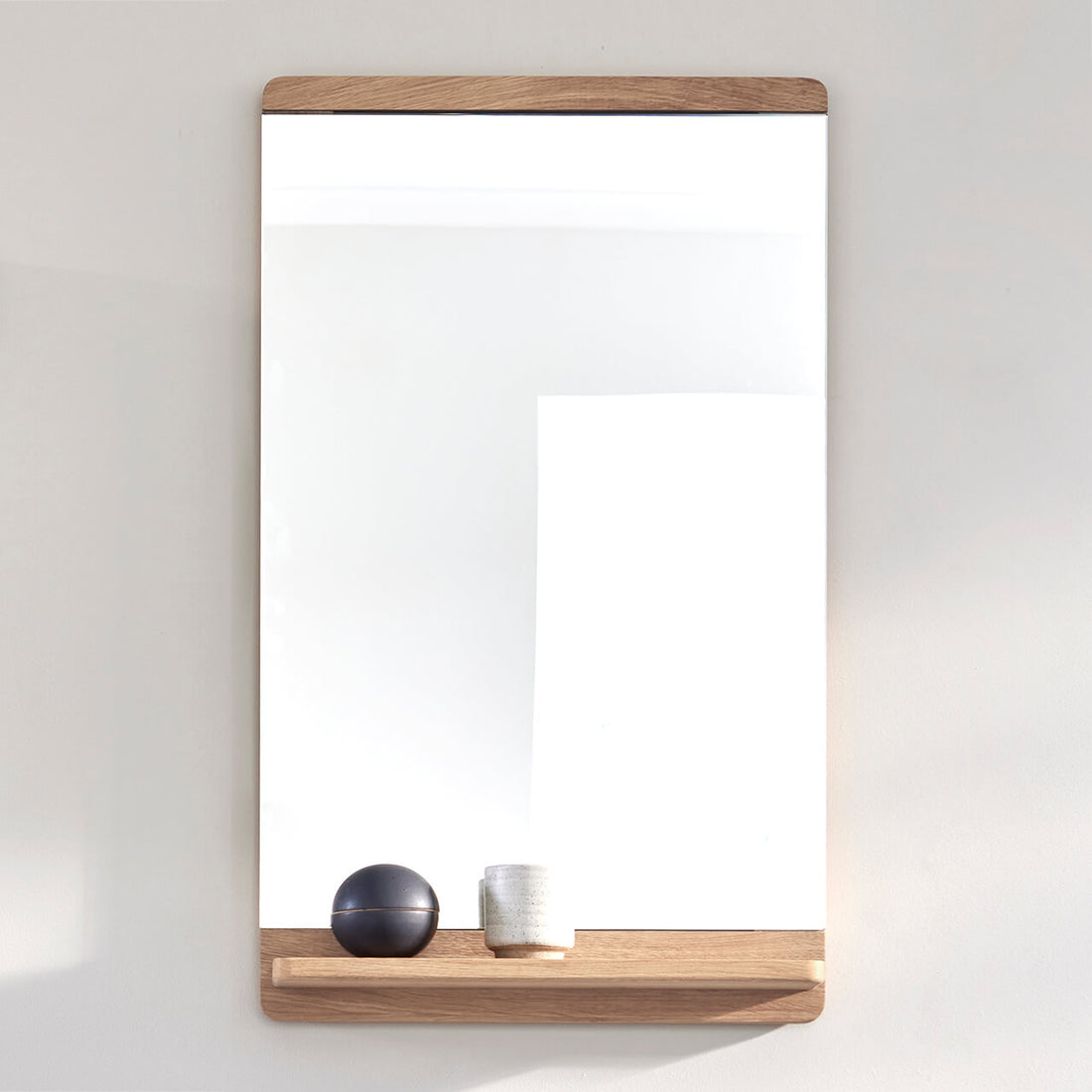 Wandspiegel 'Rim Wall Mirror', verschiedene Farben