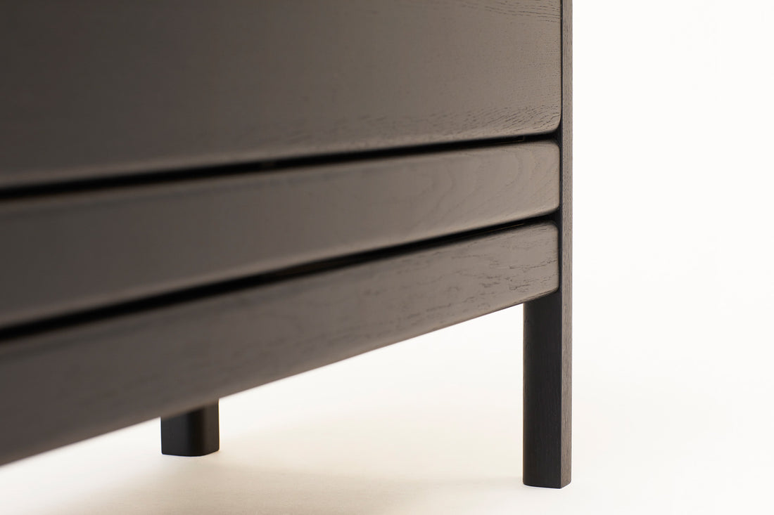 Aufbewahrungsbox 'A Line Storage Bench' 111 cm, verschiedene Farben