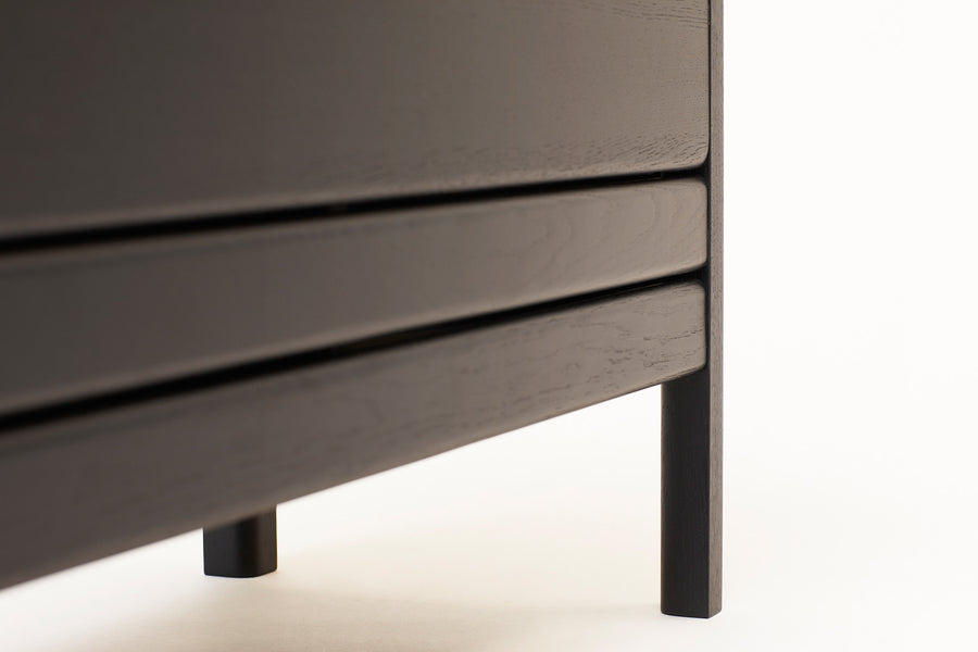 Aufbewahrungsbox 'A Line Storage Bench' 111 cm, verschiedene Farben