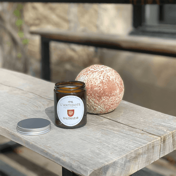 Balthazar Duftkerze 150g von L'Antidote, eleganter Raumduft für Wohnzimmer, Schlafzimmer oder Bad, stilvolles Design für gemütliches Interior