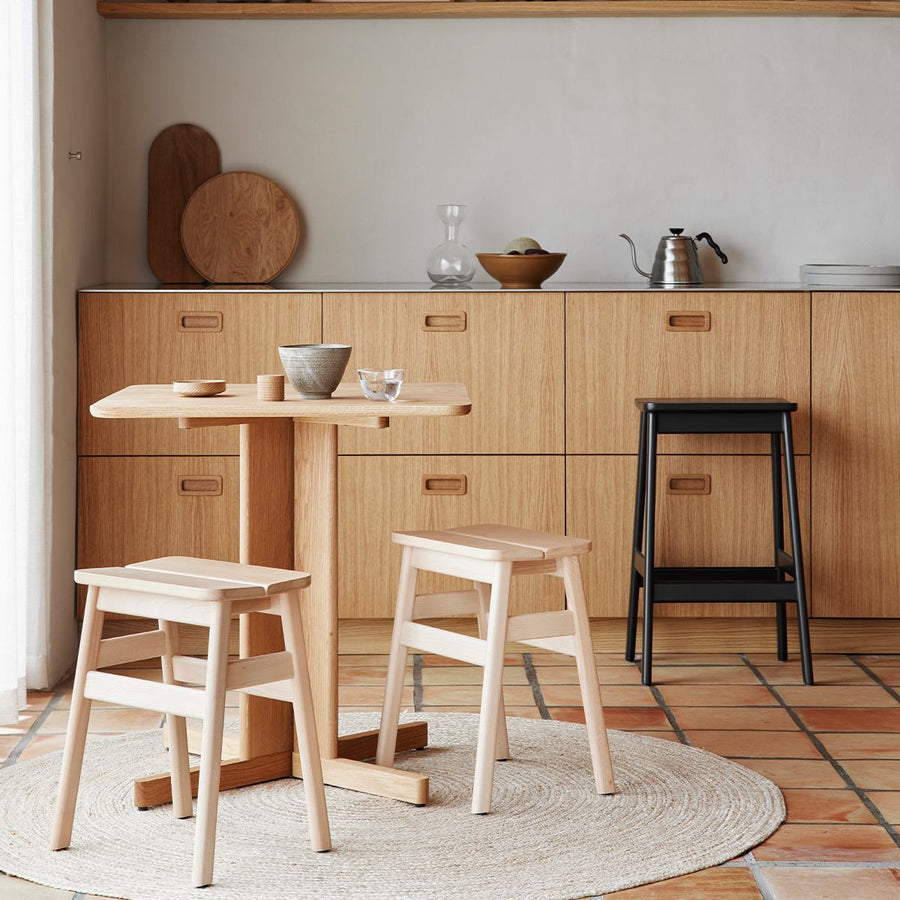 Hocker 'Angle Standard Stool 45', verschiedene Farben