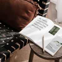 LESS AND ME Journal, aus Apfelpapier, nachhaltiges Schreib- und Kreativ-Set für achtsames Gestalten