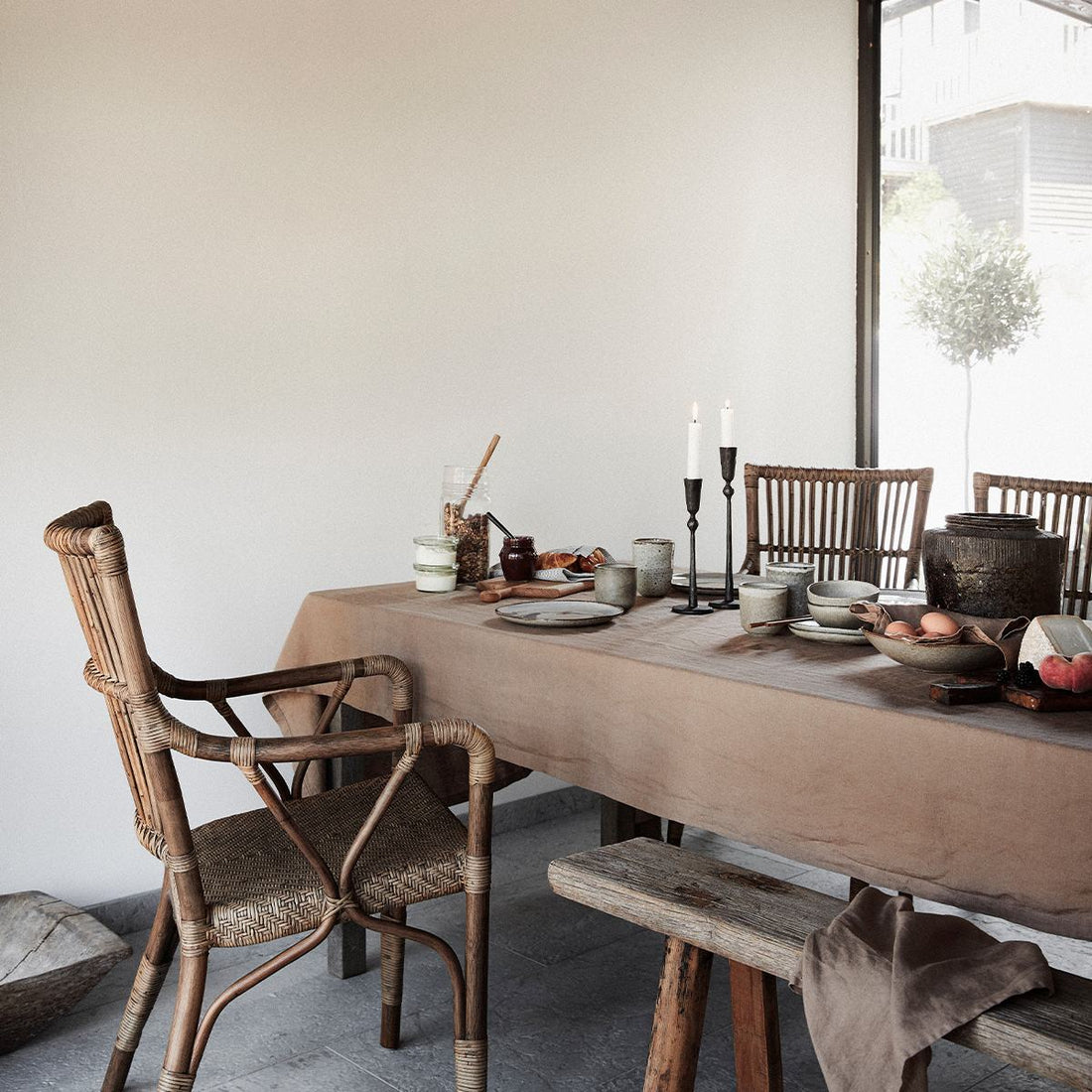 Handgemachte Tell Me More Taranto Schüssel mit glänzender Glasur – robust und stilvoll zugleich.